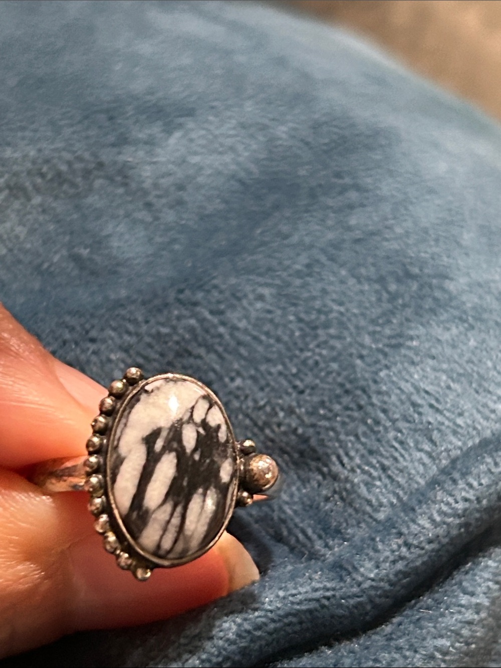 Handcrafted Silver Ring White Buffalo Turquoise Store Size 7.75